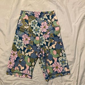 Aerie real me bike shorts